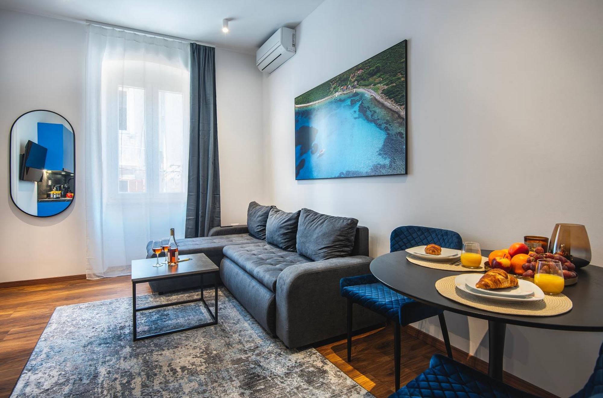 D&A Central Luxury Apartments With Free Parking Pula Exterior photo